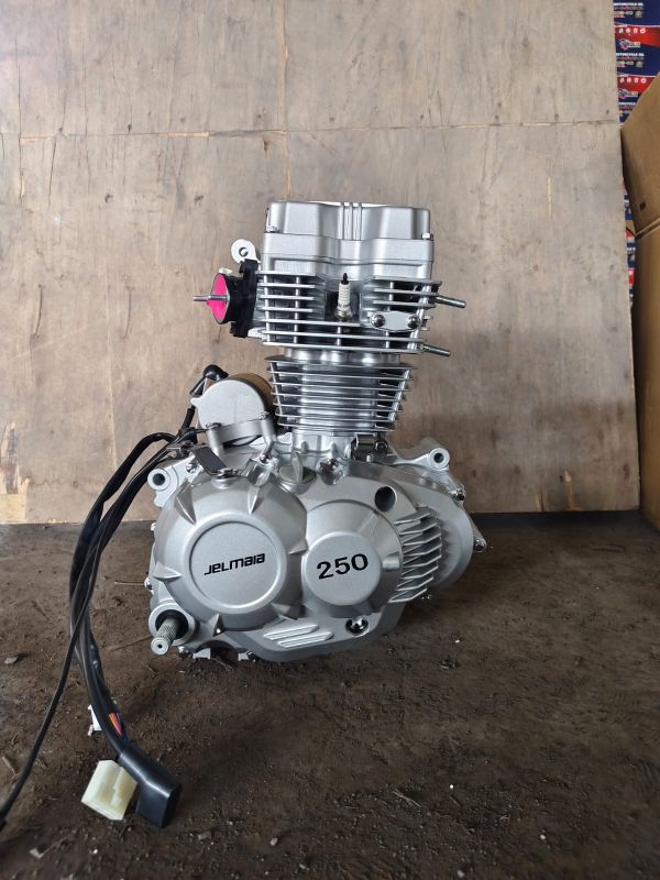 Двигатель  эндуро CG/250куб 6 ступка (Белый цвет) jelmaia M20,M26,M19